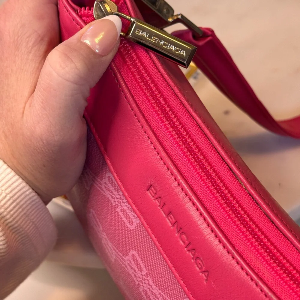 Balenciaga RARE 90s Pink Shoulder Bag EUC - Picture 10 of 15